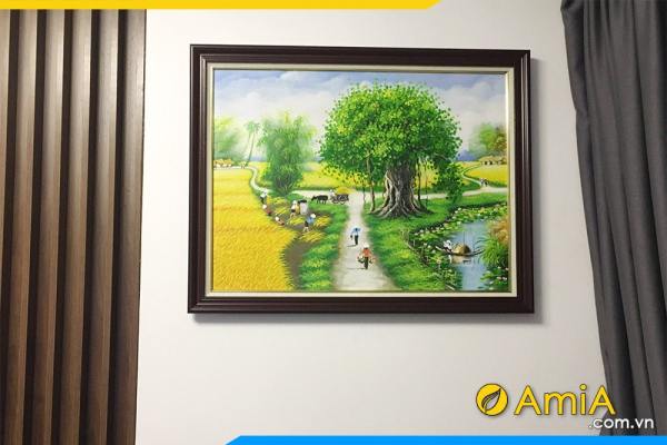 Khách hàng đặt vẽ bức tranh sơn dầu TraSdTop-0368 khổ nhỏ cho khách sạn